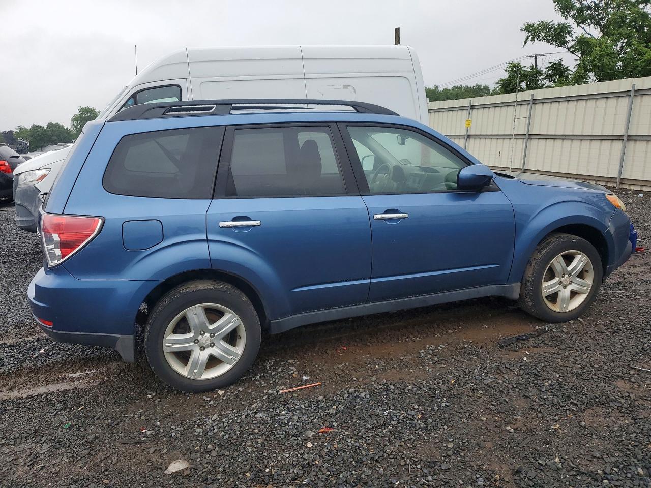 2009 Subaru Forester Blue vin: JF2SH64679H705381