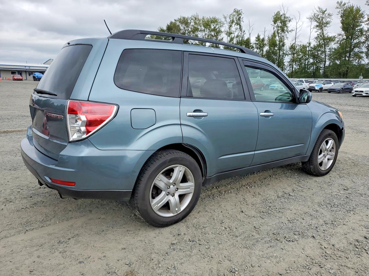 2009 Subaru Forester 2.5x Limited Blue vin: JF2SH64679H754080