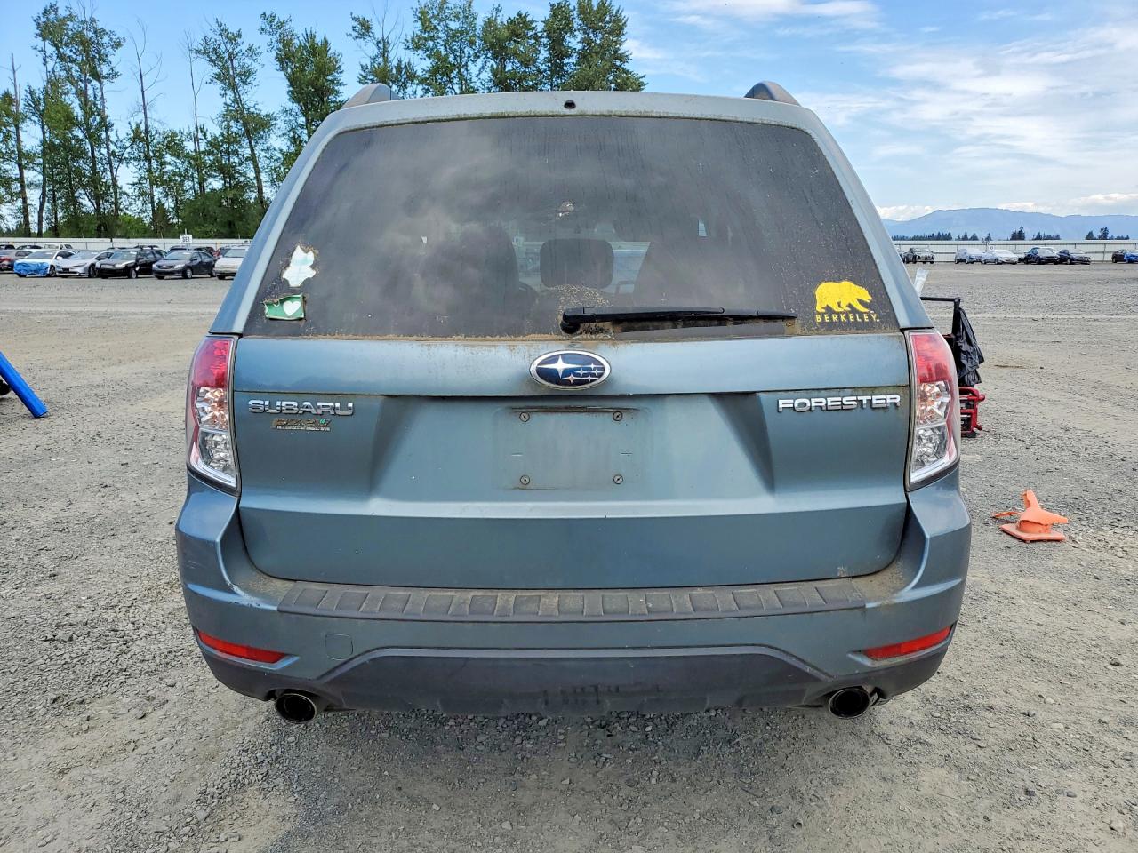 2009 Subaru Forester 2.5x Limited Blue vin: JF2SH64679H757254