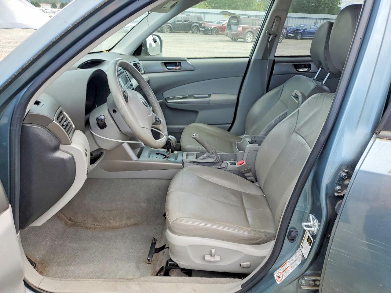 2009 Subaru Forester 2.5x Limited Blue vin: JF2SH64679H757254