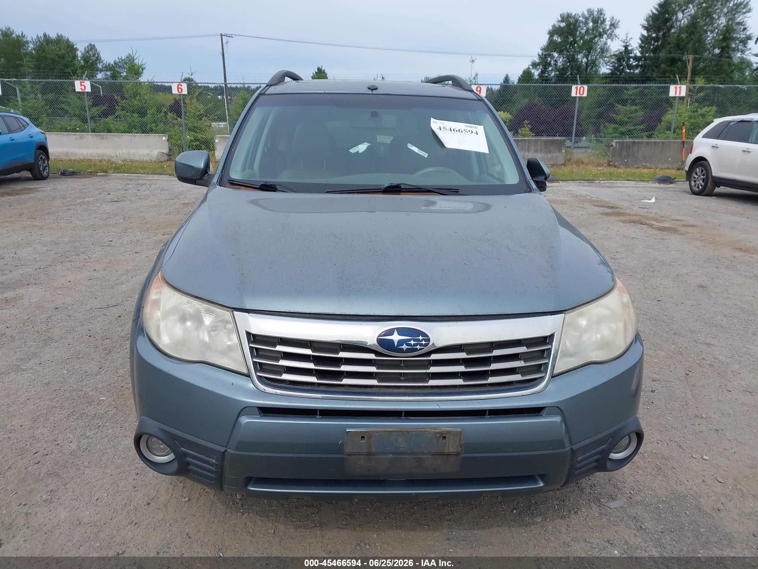 2009 Subaru Forester 2.5x Limited Blue vin: JF2SH64679H777214