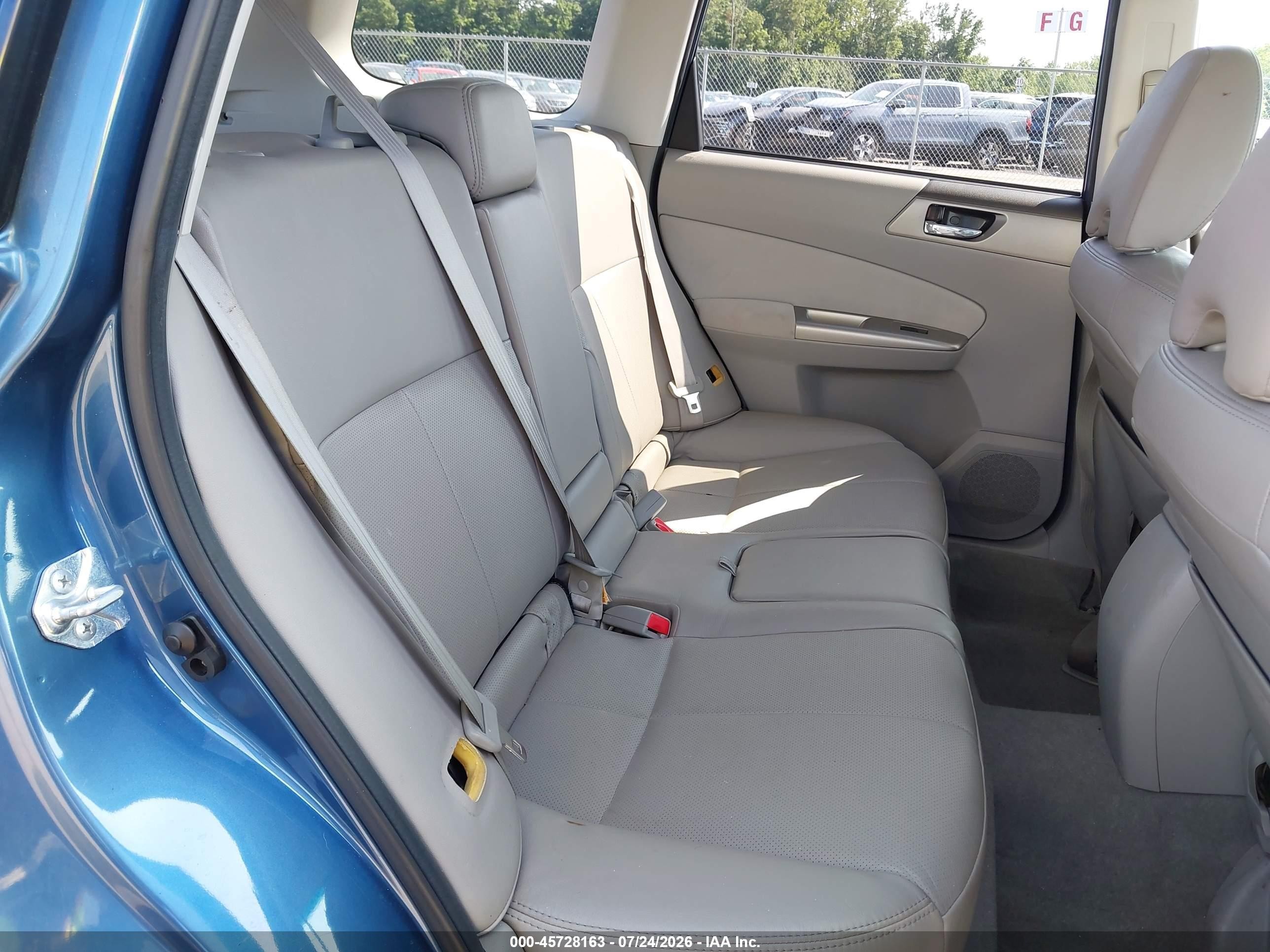 2009 Subaru Forester 2.5x Limited Синий vin: JF2SH64689H774595