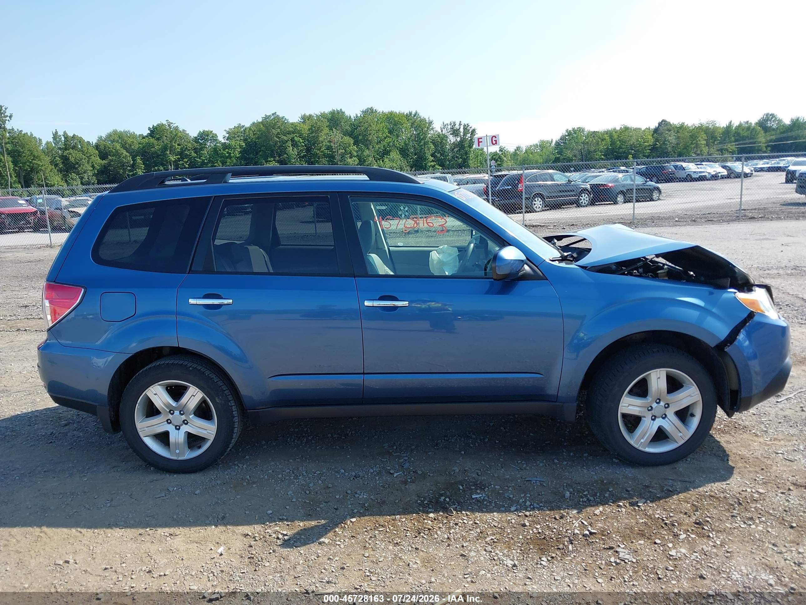 2009 Subaru Forester 2.5x Limited Синий vin: JF2SH64689H774595