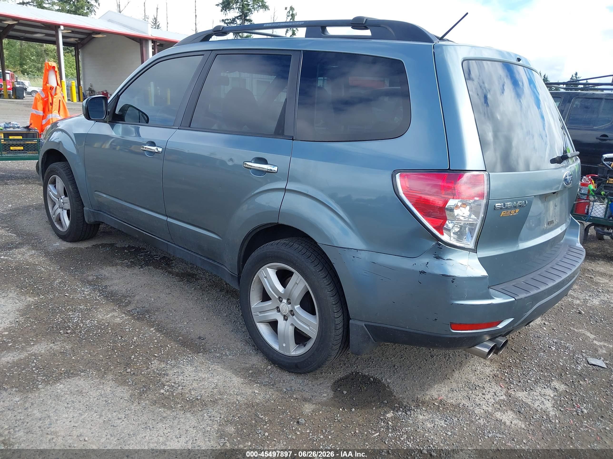 2009 Subaru Forester 2.5x L.l. Bean Edition Teal vin: JF2SH64699H709674