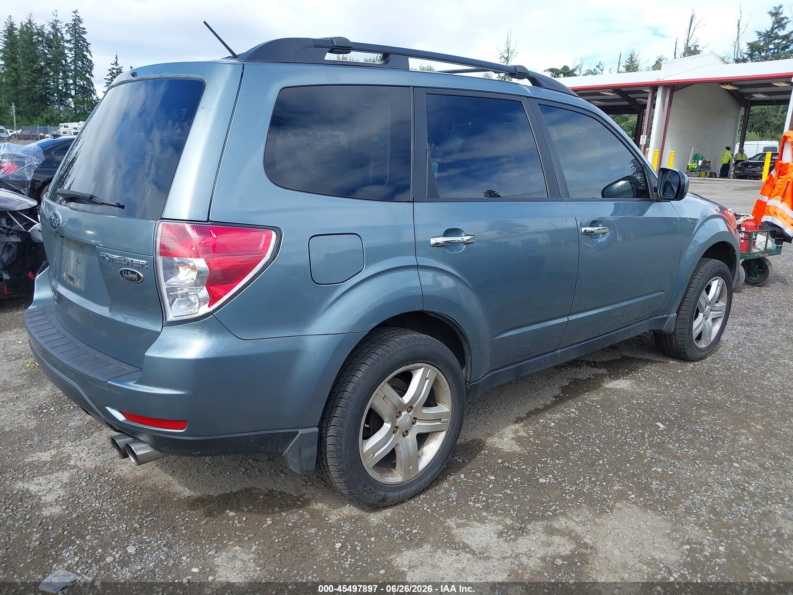 2009 Subaru Forester 2.5x L.l. Bean Edition Teal vin: JF2SH64699H709674