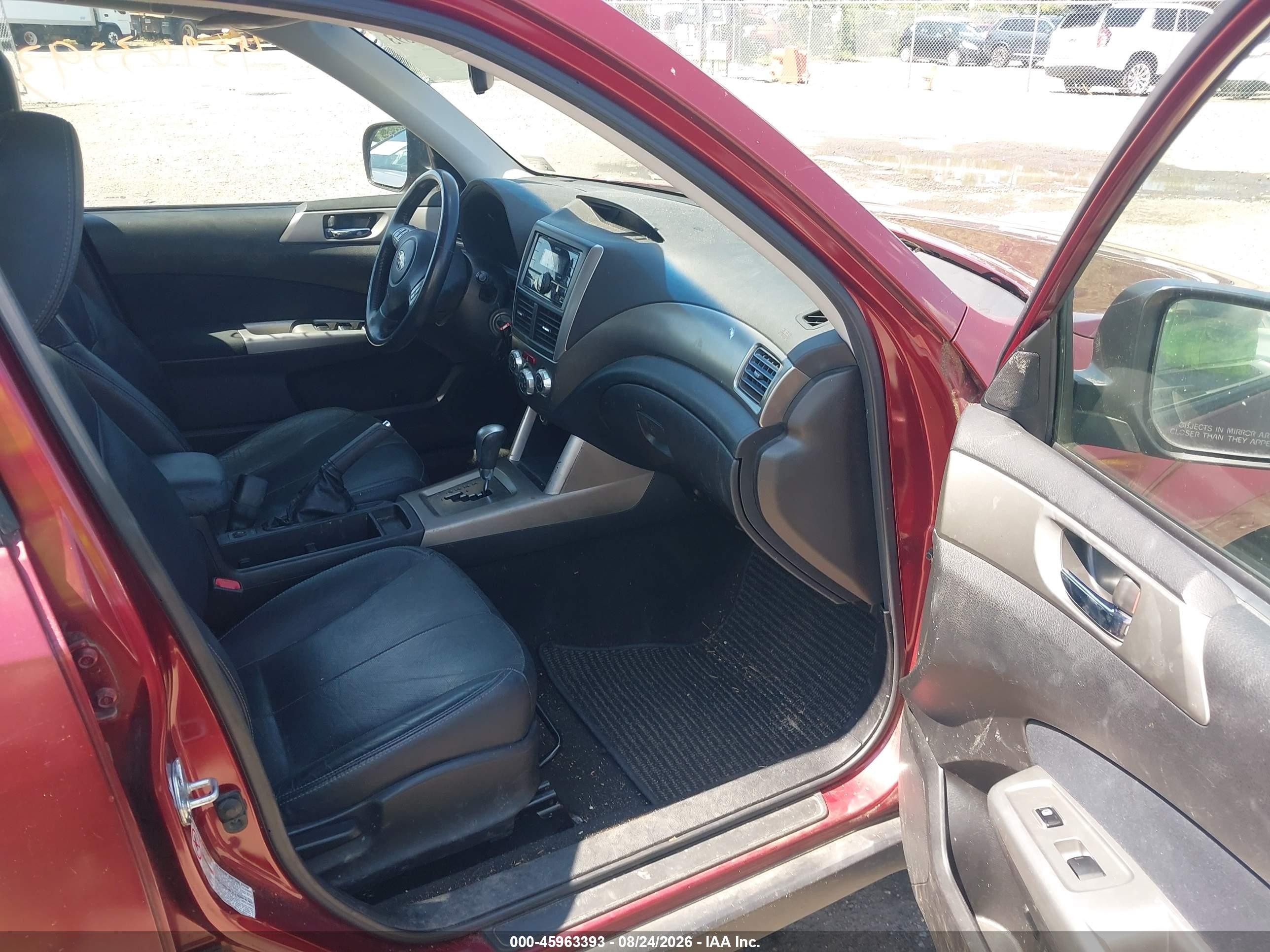 2009 Subaru Forester 2.5x Limited Red vin: JF2SH64699H771981