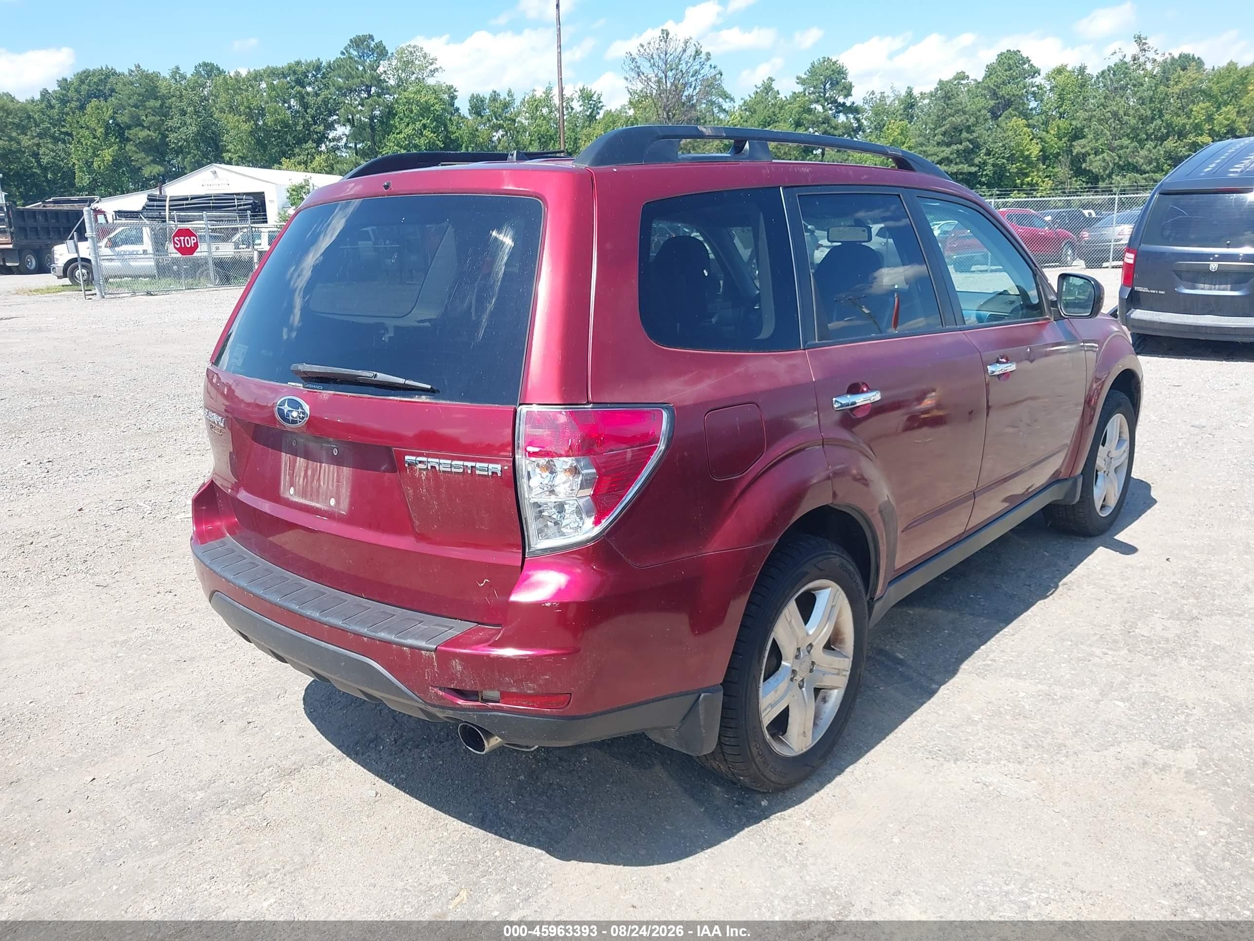 2009 Subaru Forester 2.5x Limited Red vin: JF2SH64699H771981