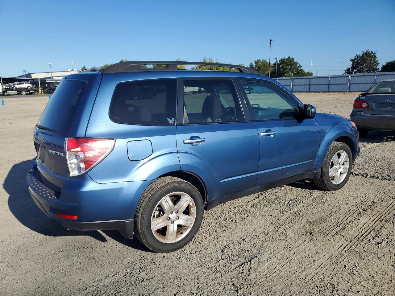 2009 Subaru Forester 2.5x Limited Blue vin: JF2SH64699H776873