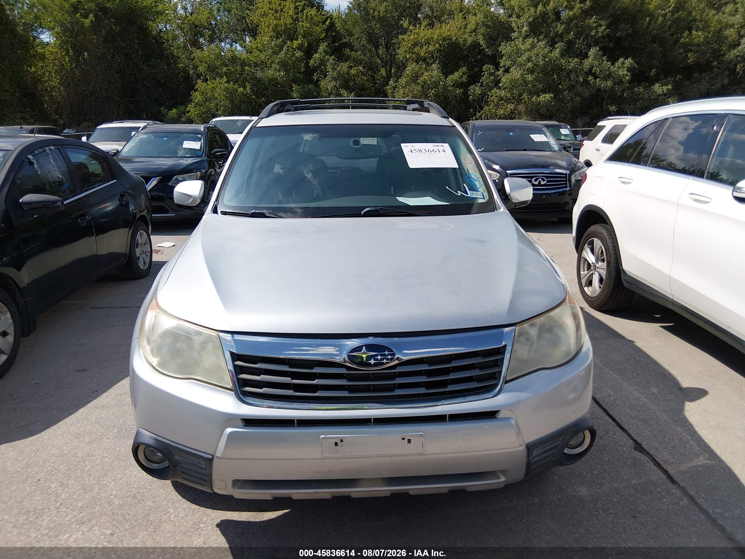 2009 Subaru Forester 2.5x Limited Silver vin: JF2SH646X9H775456