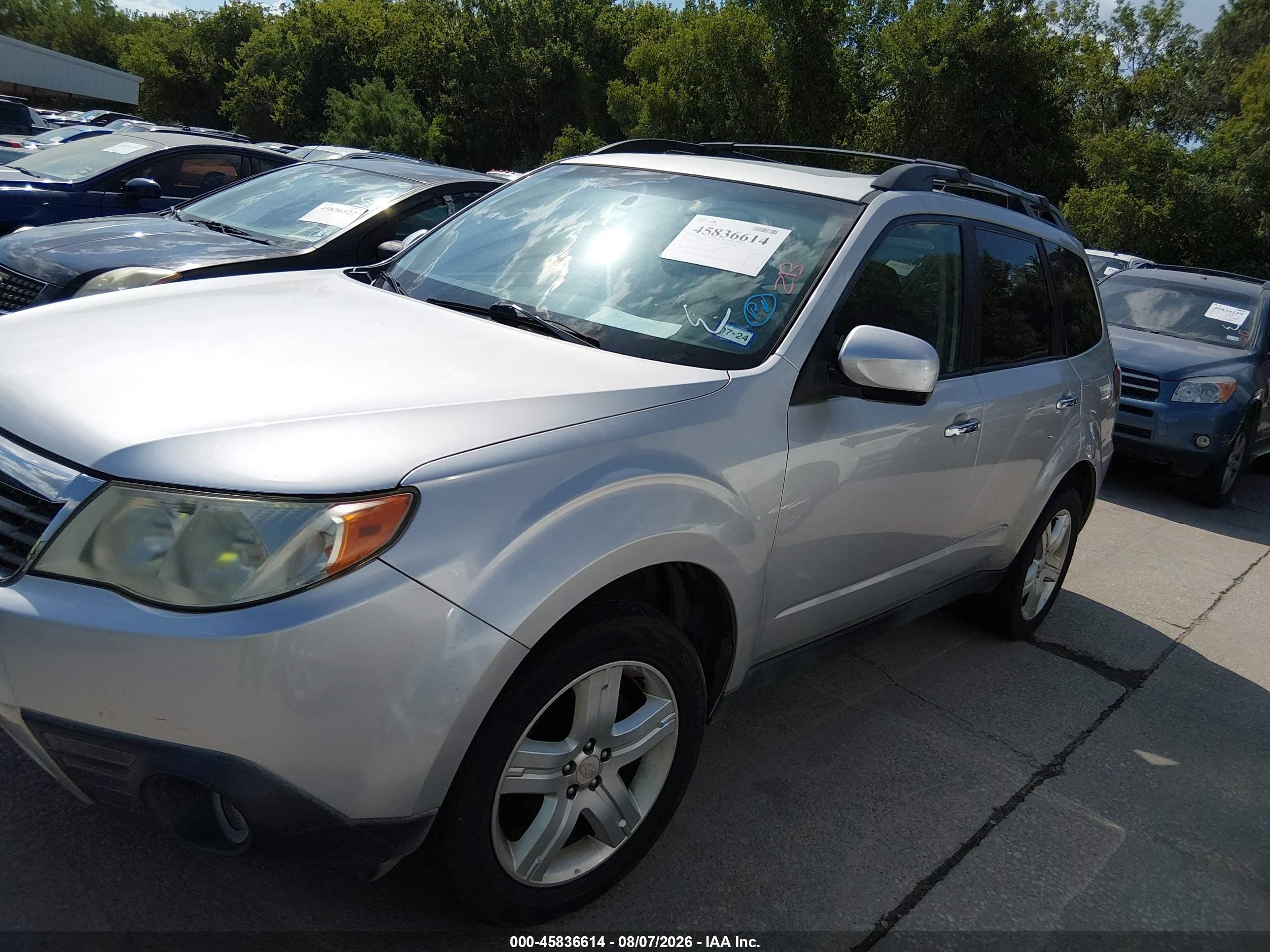 2009 Subaru Forester 2.5x Limited Silver vin: JF2SH646X9H775456