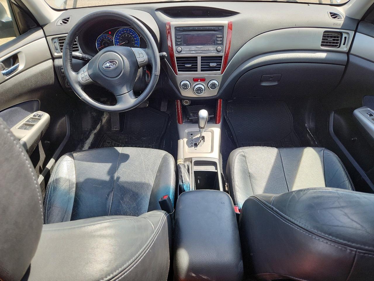 2009 Subaru Forester White vin: JF2SH646X9H789602