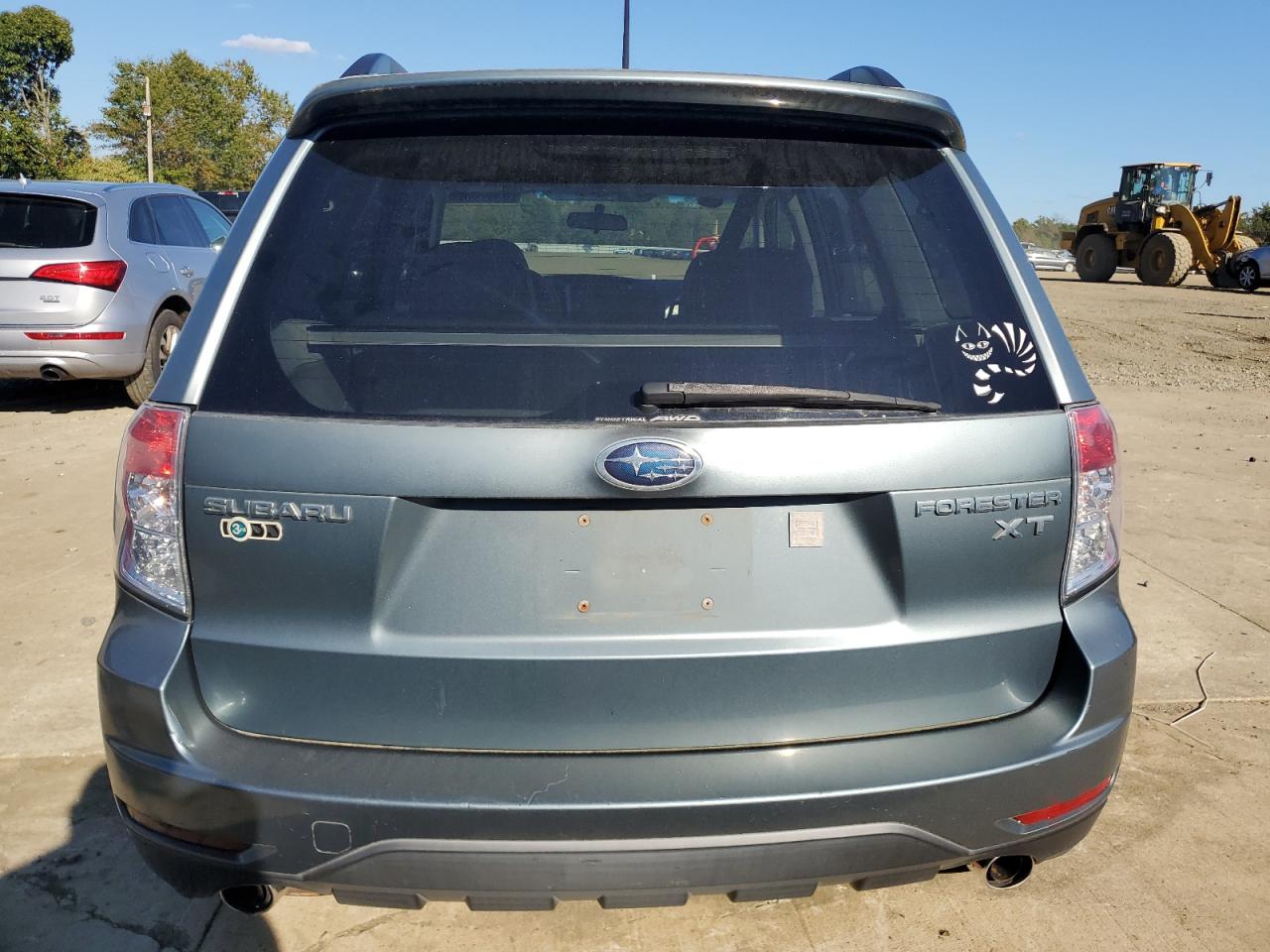 2009 Subaru Forester 2.5xt Silver vin: JF2SH65649H712853