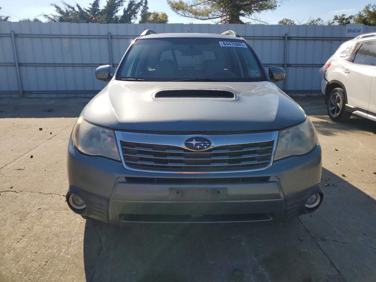 2009 Subaru Forester 2.5xt Silver vin: JF2SH65649H712853