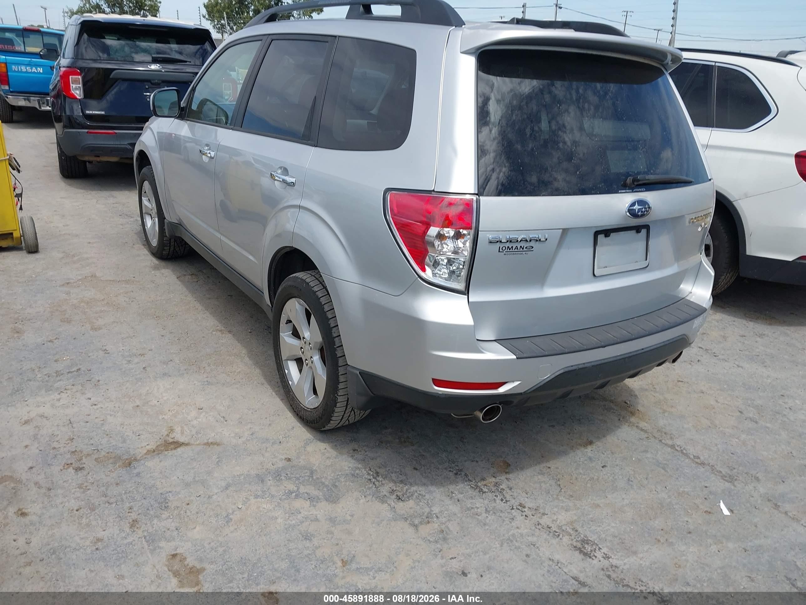 2009 Subaru Forester 2.5xt Silver vin: JF2SH65669H723997