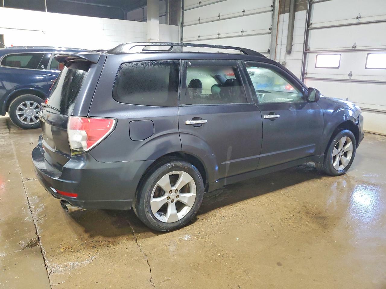2009 Subaru Forester 2.5xt Limited Charcoal vin: JF2SH66619H738342