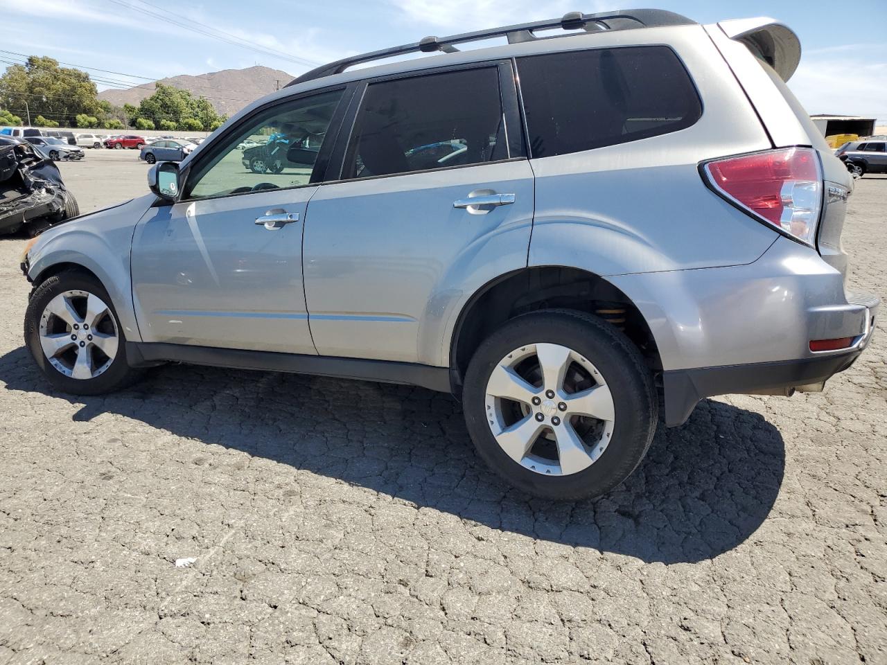 2009 Subaru Forester 2.5xt Limited Silver vin: JF2SH66619H775519