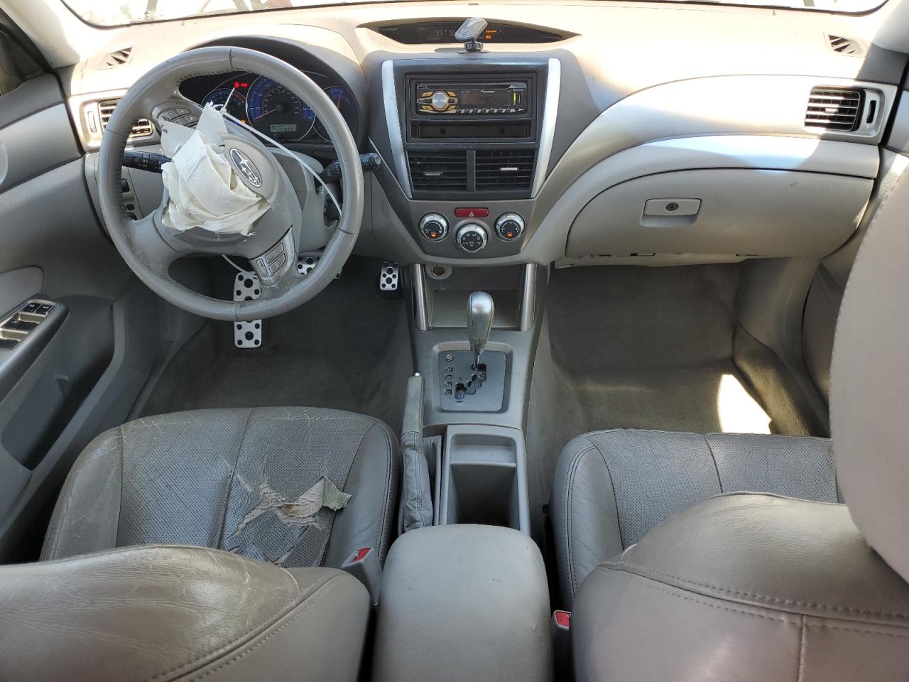 2009 Subaru Forester 2.5xt Limited Silver vin: JF2SH66619H775519