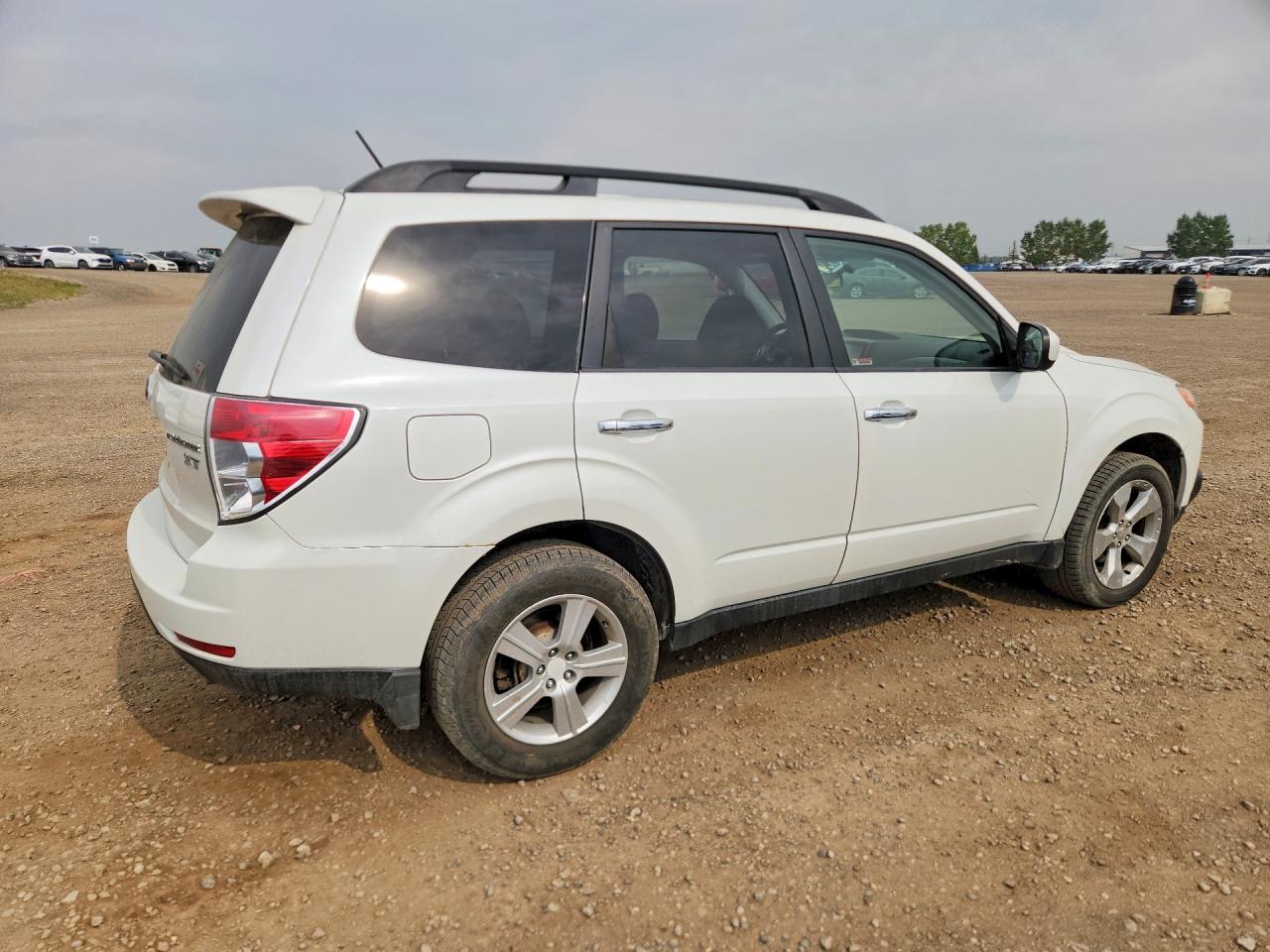 2009 Subaru Forester 2.5xt Limited White vin: JF2SH66629H719041