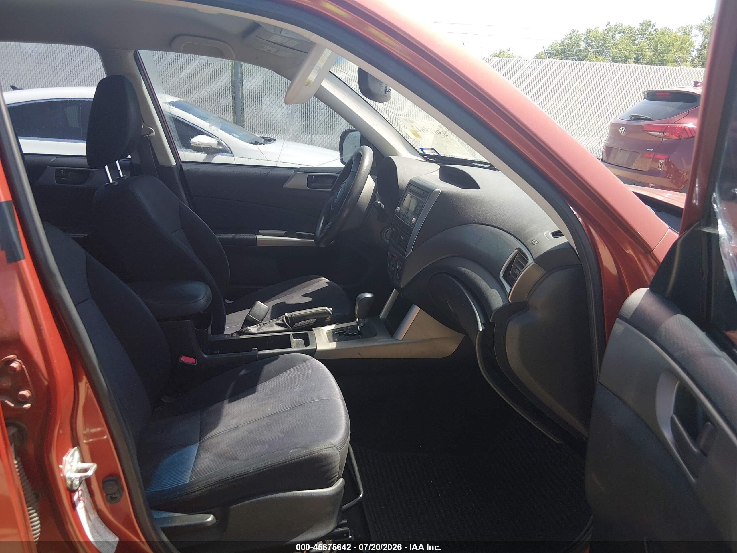 2010 Subaru Forester 2.5x Orange vin: JF2SH6AC0AH724028