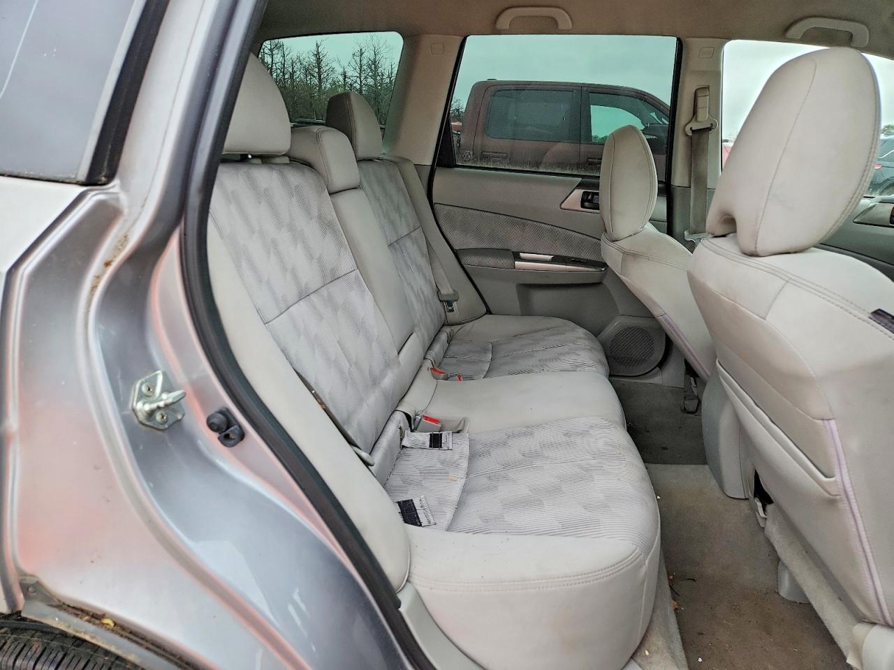 2006 Subaru Forester Silver vin: JF2SH6AC1AG732340