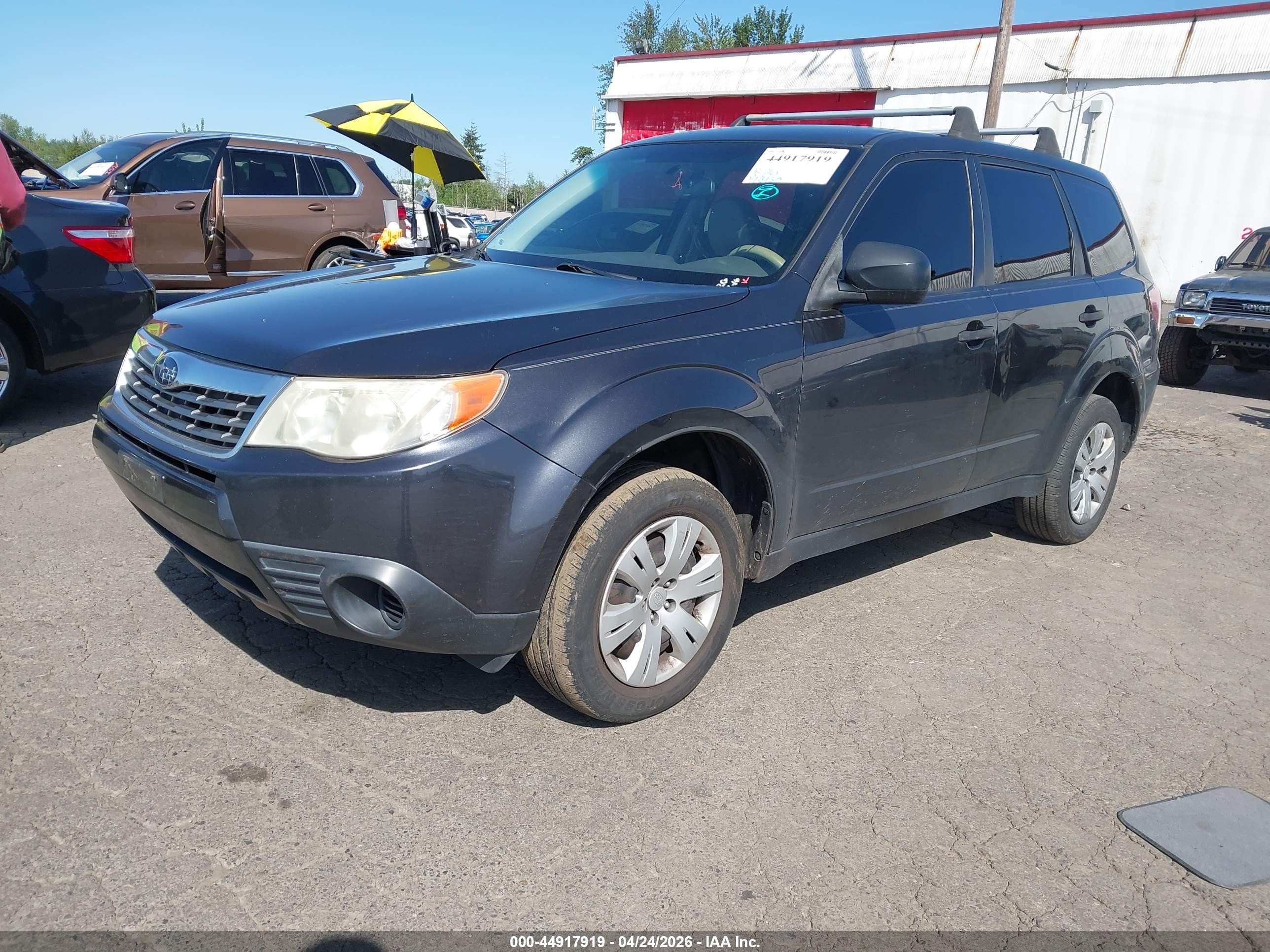 2010 Subaru Forester 2.5x Gray vin: JF2SH6AC1AH709179