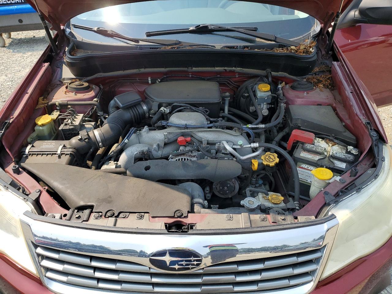 2010 Subaru Forester 2.5x Red vin: JF2SH6AC1AH728637