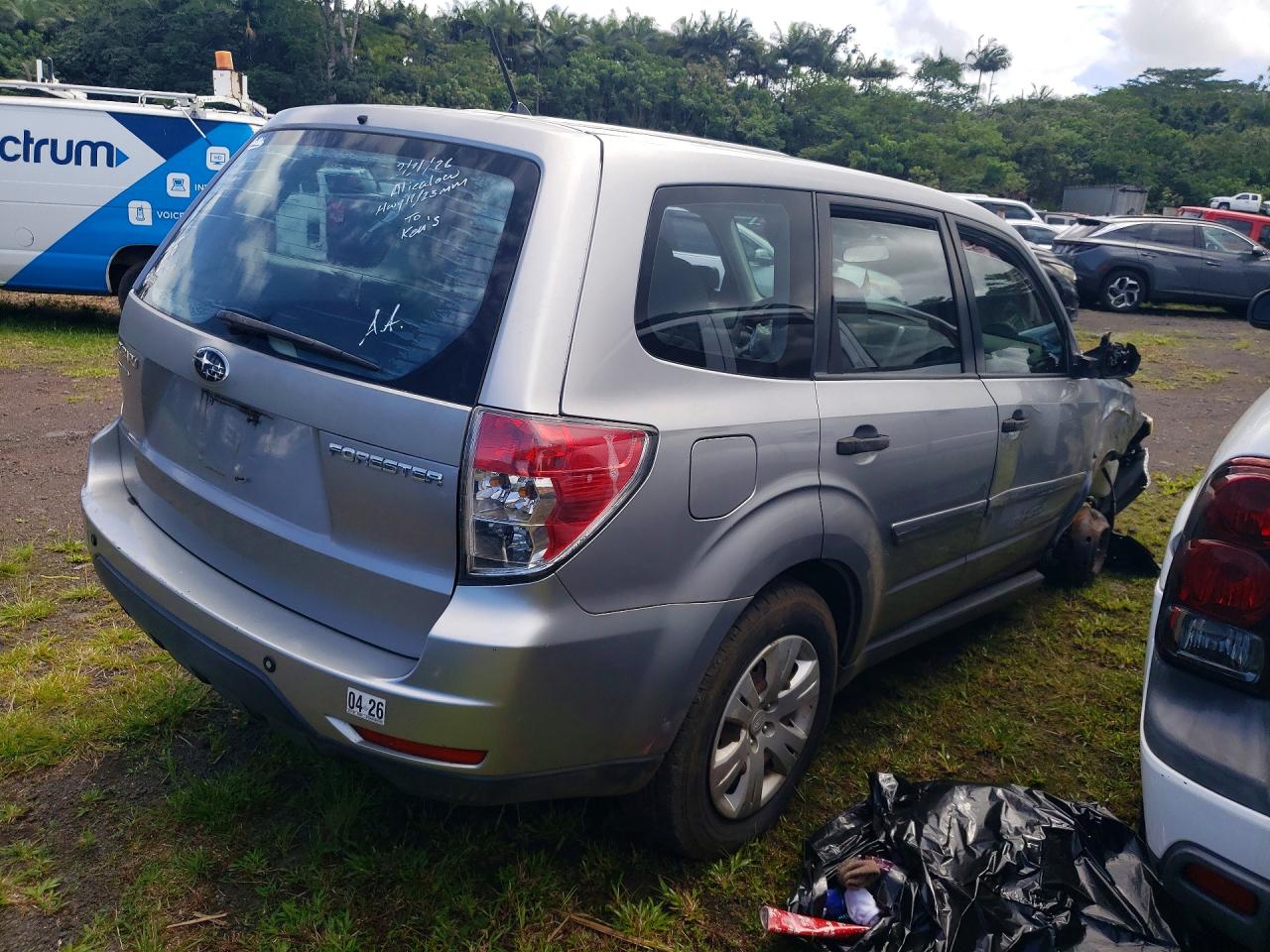2010 Subaru Forester 2.5x Gray vin: JF2SH6AC2AH727870