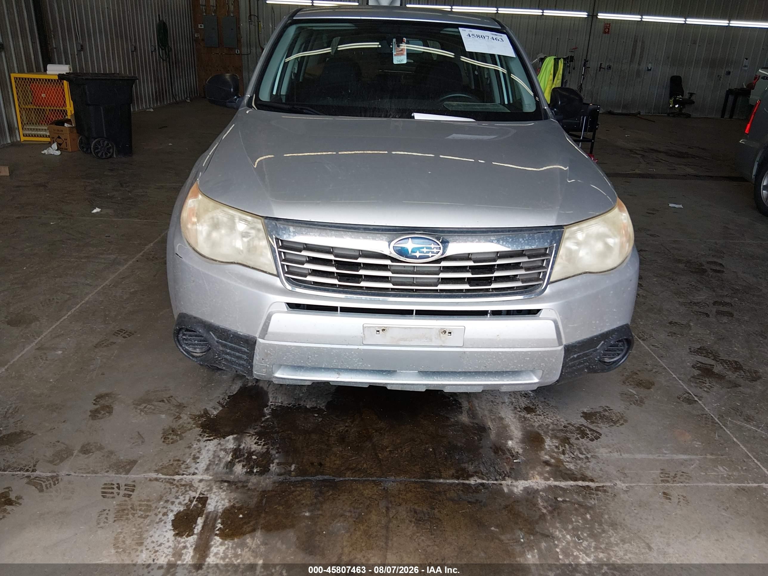2010 Subaru Forester 2.5x Silver vin: JF2SH6AC2AH745365