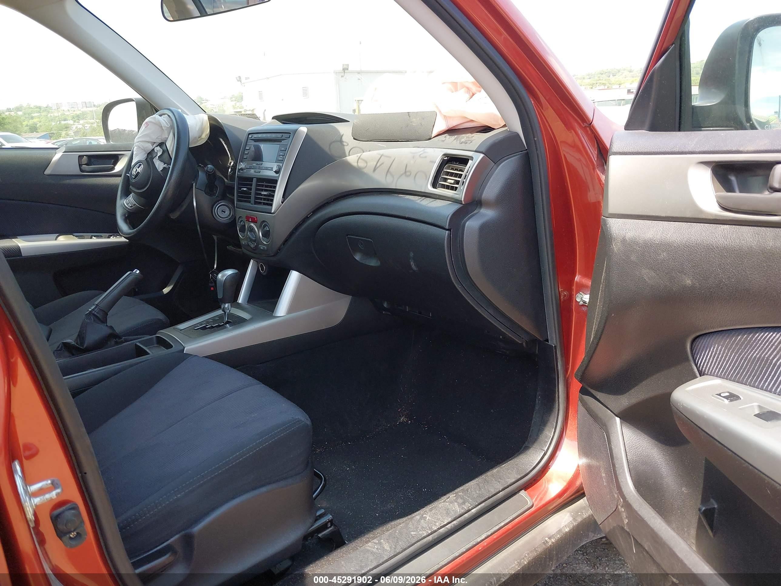 2010 Subaru Forester 2.5x Красный vin: JF2SH6AC2AH757998
