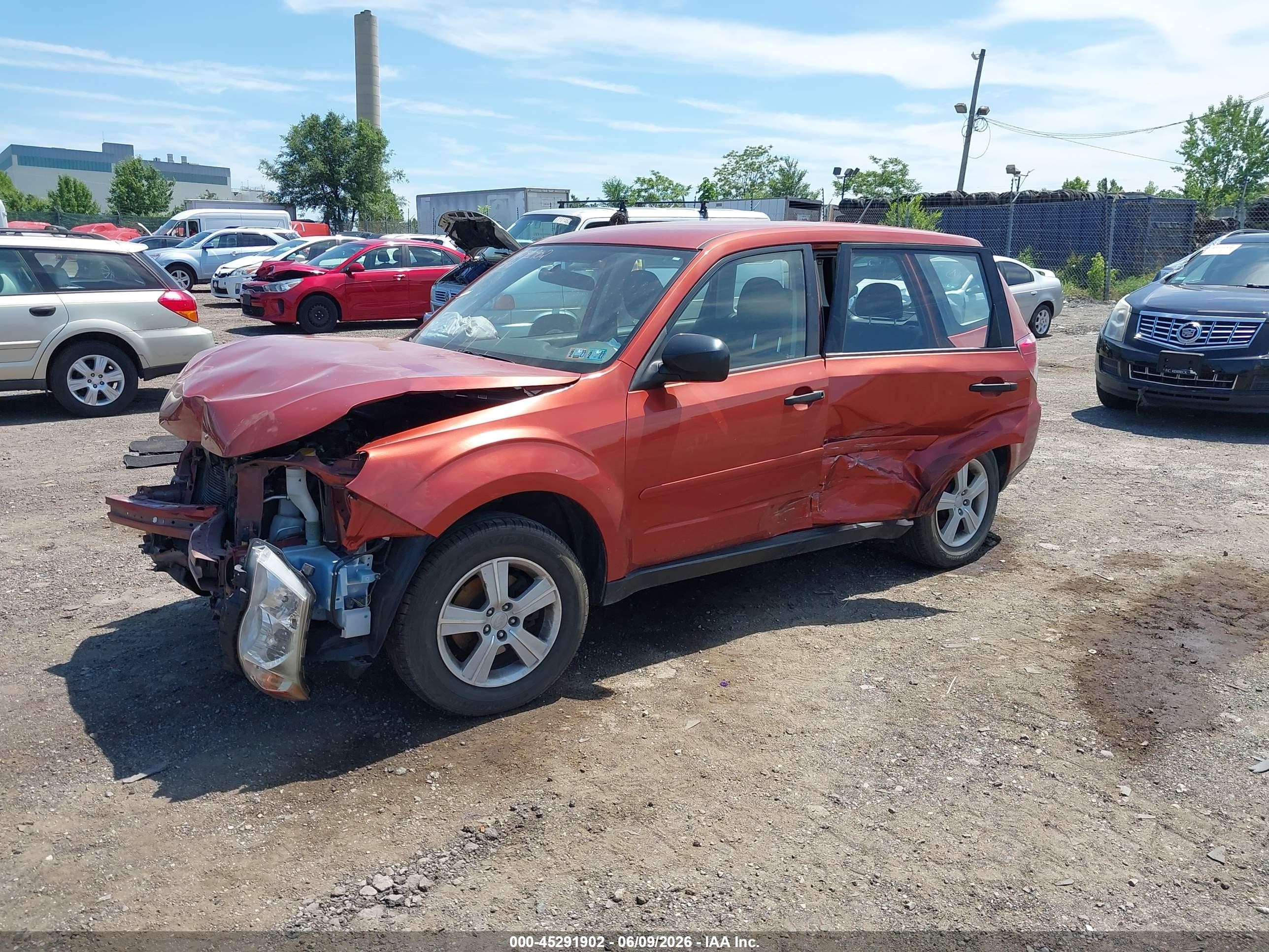 2010 Subaru Forester 2.5x Красный vin: JF2SH6AC2AH757998