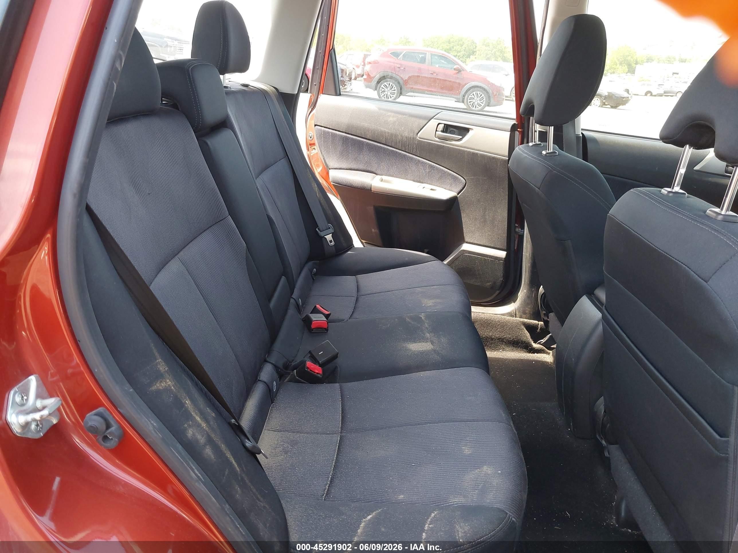 2010 Subaru Forester 2.5x Красный vin: JF2SH6AC2AH757998