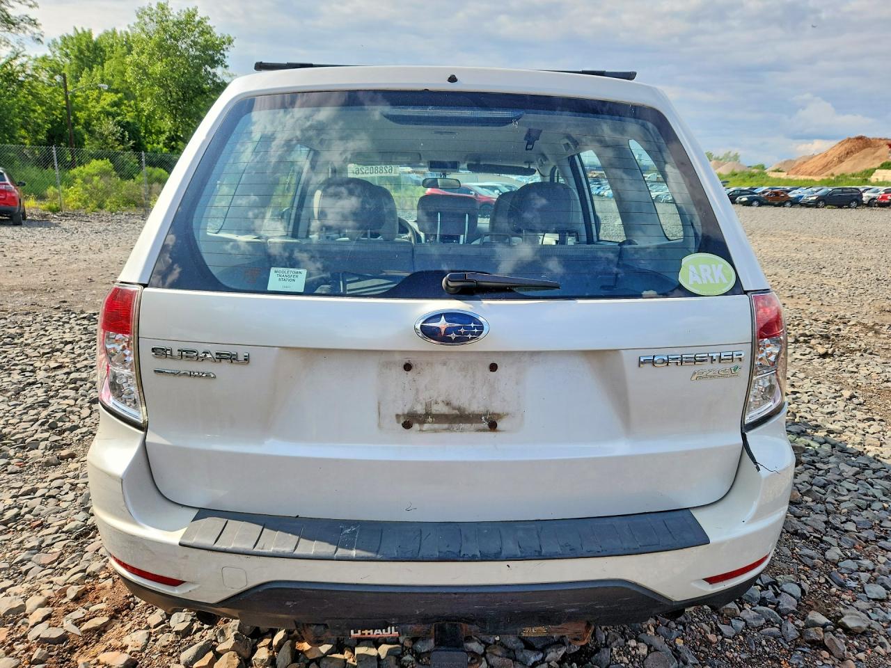 2010 Subaru Forester 2.5x White vin: JF2SH6AC2AH798261