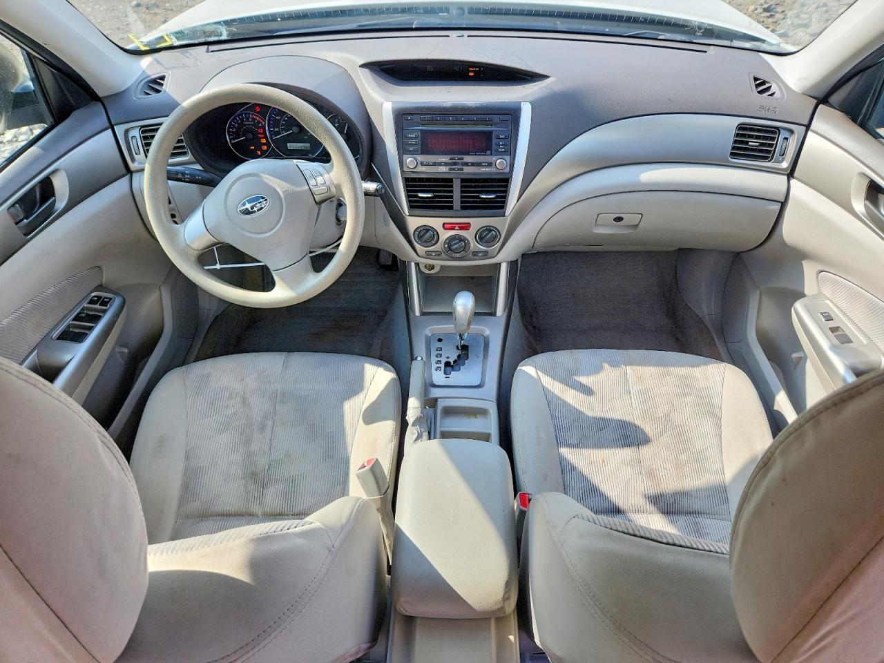 2010 Subaru Forester 2.5x White vin: JF2SH6AC2AH798261
