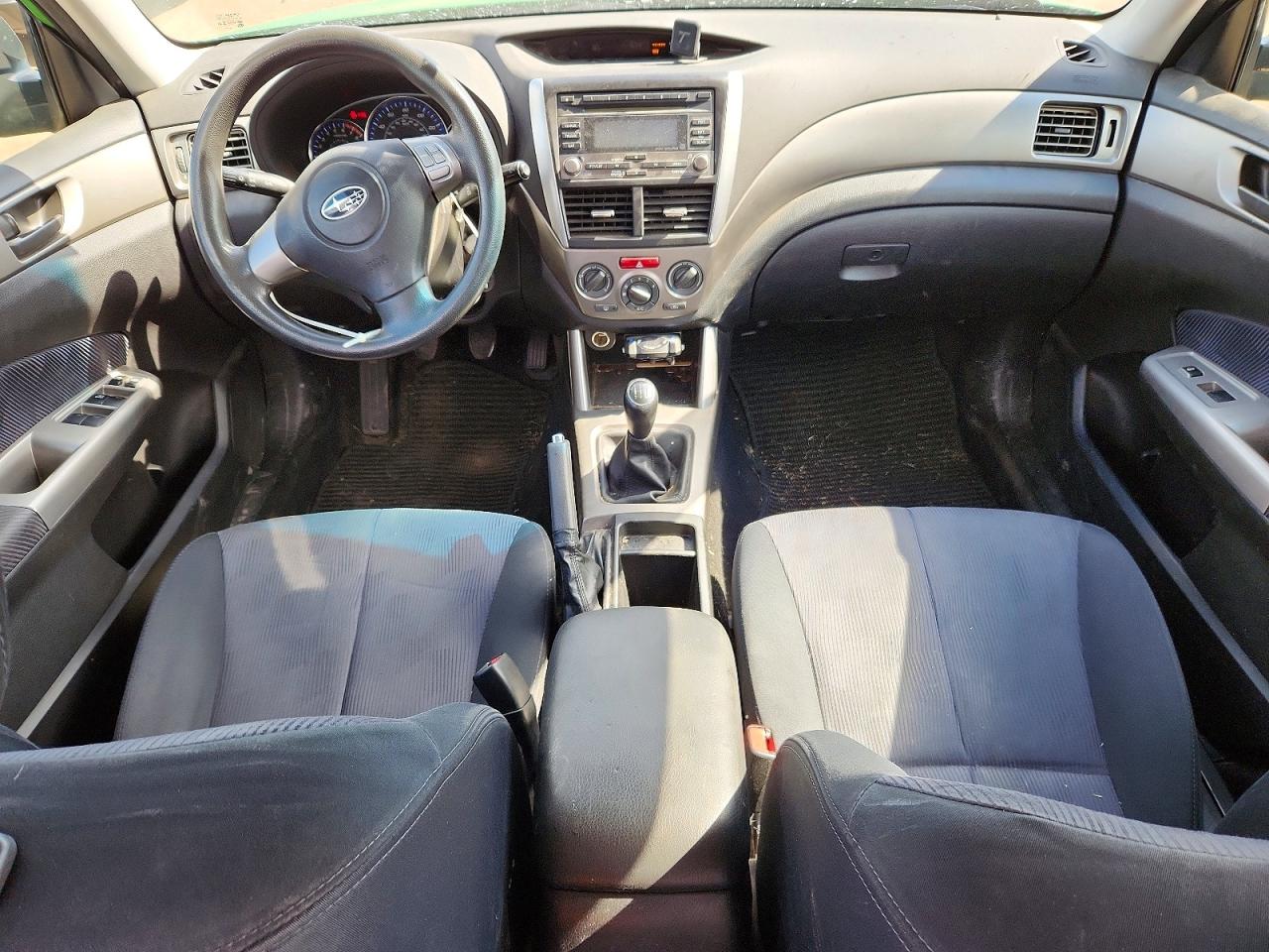 2010 Subaru Forester 2.5x Green vin: JF2SH6AC3AG725082