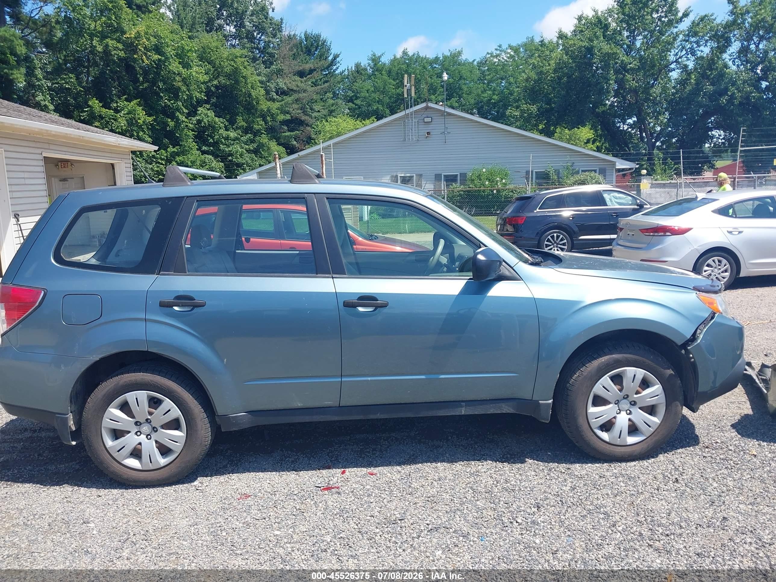 2010 Subaru Forester 2.5x Синий vin: JF2SH6AC3AH708079