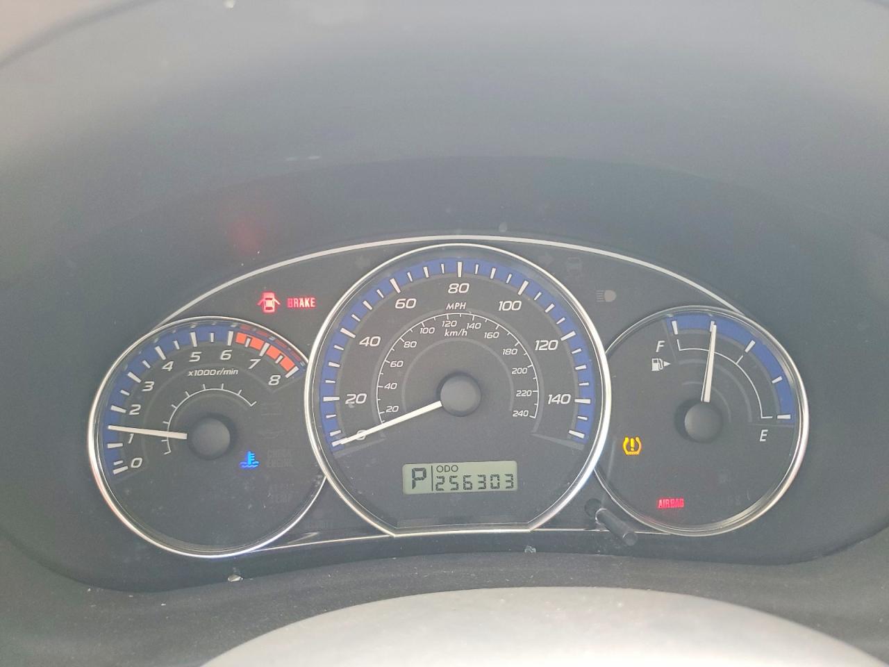 2010 Subaru Forester 2.5x White vin: JF2SH6AC3AH724959