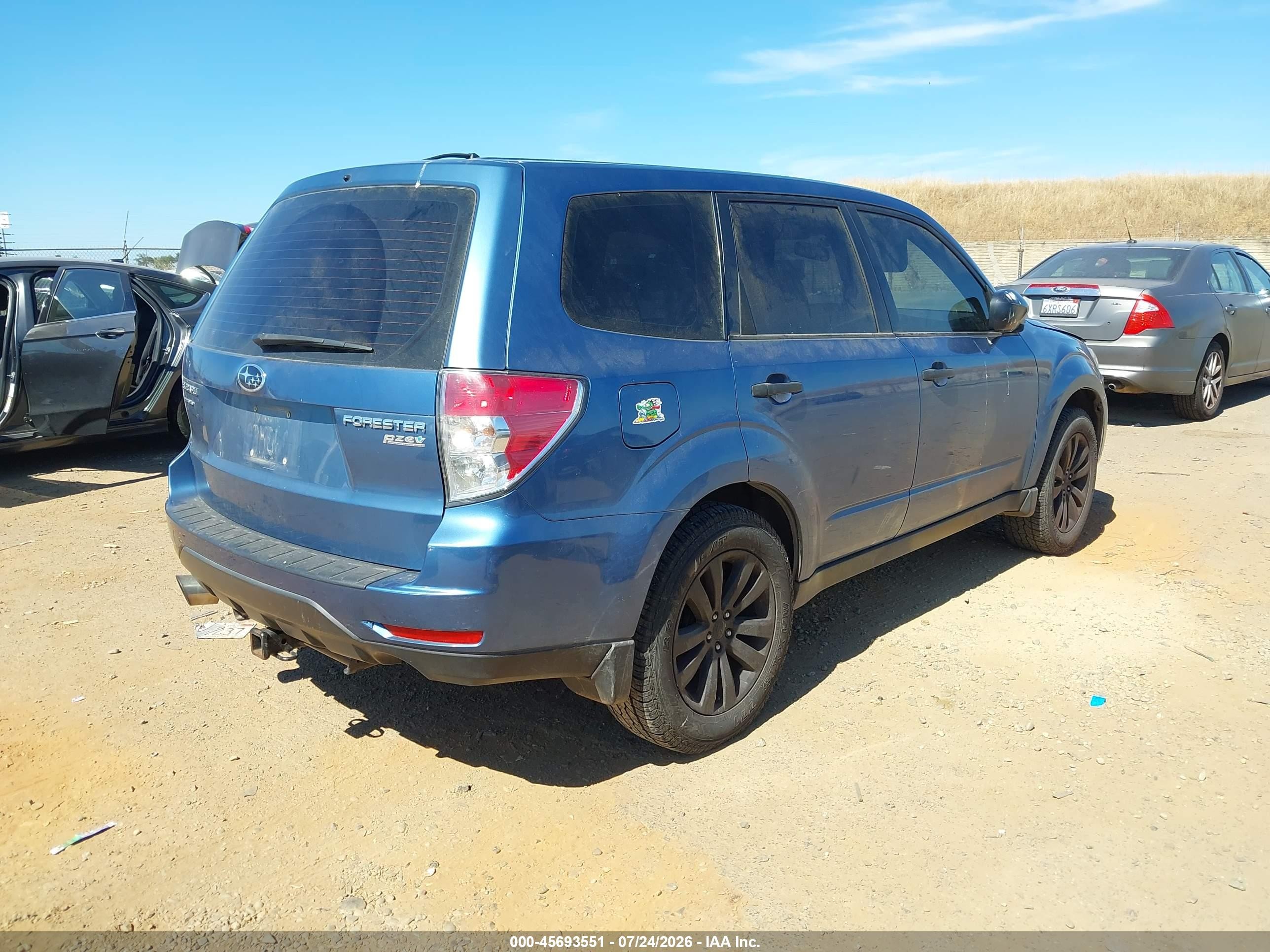 2010 Subaru Forester 2.5x Blue vin: JF2SH6AC3AH756553