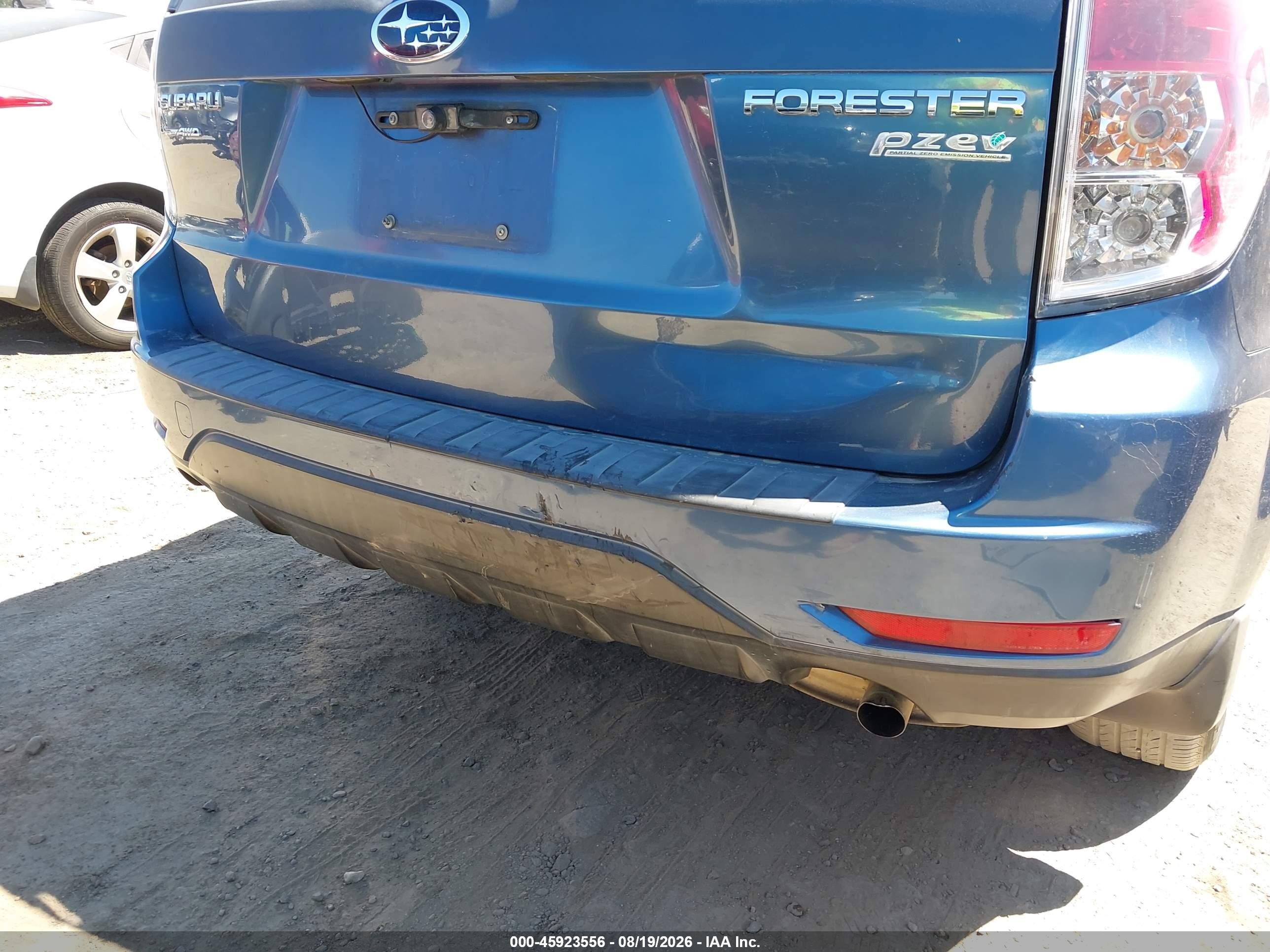 2010 Subaru Forester 2.5x Blue vin: JF2SH6AC3AH757198