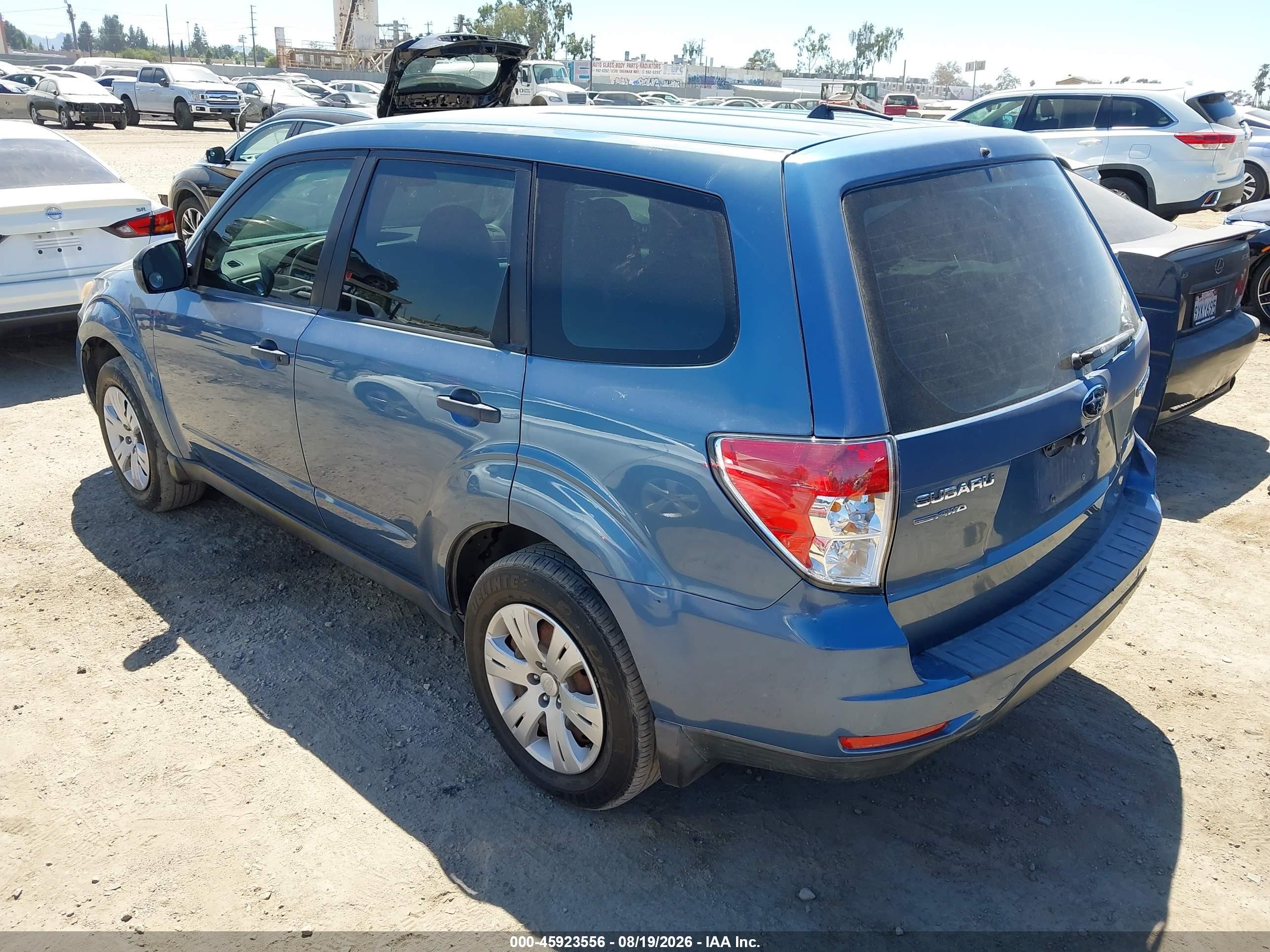 2010 Subaru Forester 2.5x Blue vin: JF2SH6AC3AH757198