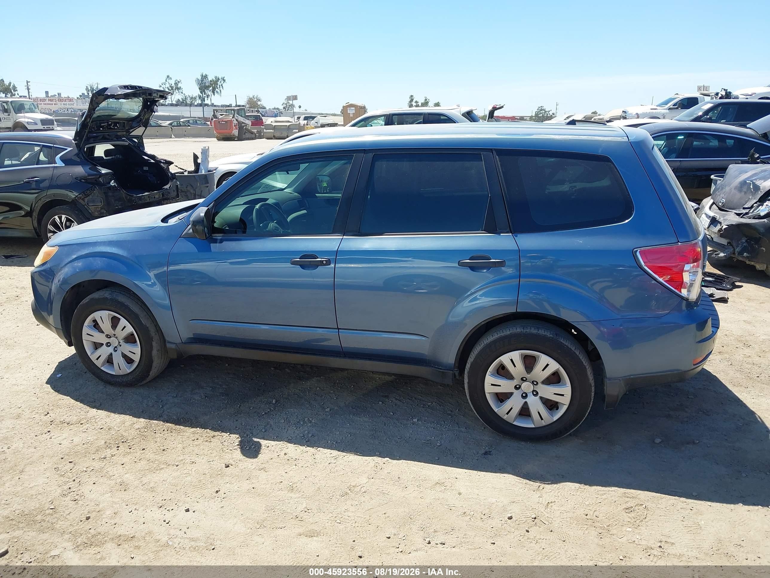 2010 Subaru Forester 2.5x Blue vin: JF2SH6AC3AH757198