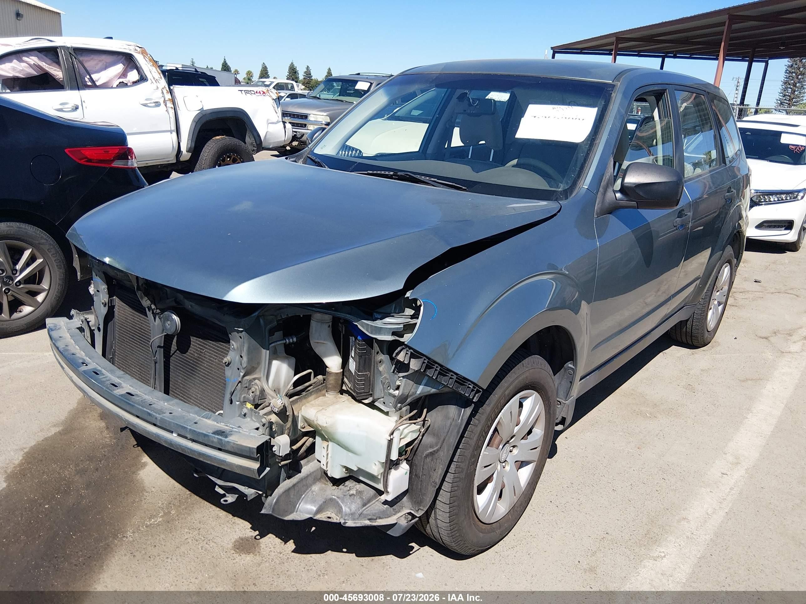 2010 Subaru Forester 2.5x Light Blue vin: JF2SH6AC4AH757131