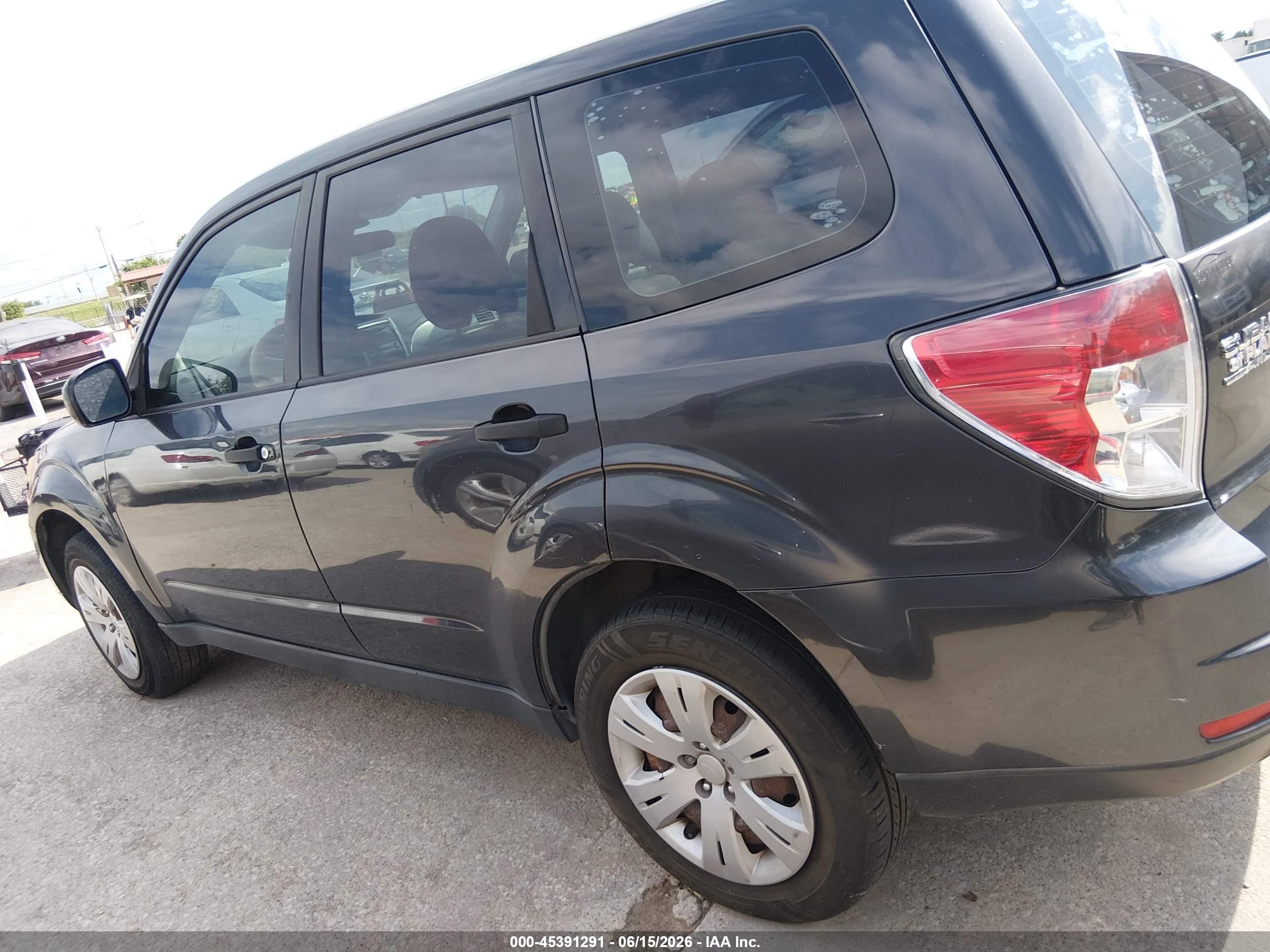2010 Subaru Forester 2.5x Blue vin: JF2SH6AC4AH796799