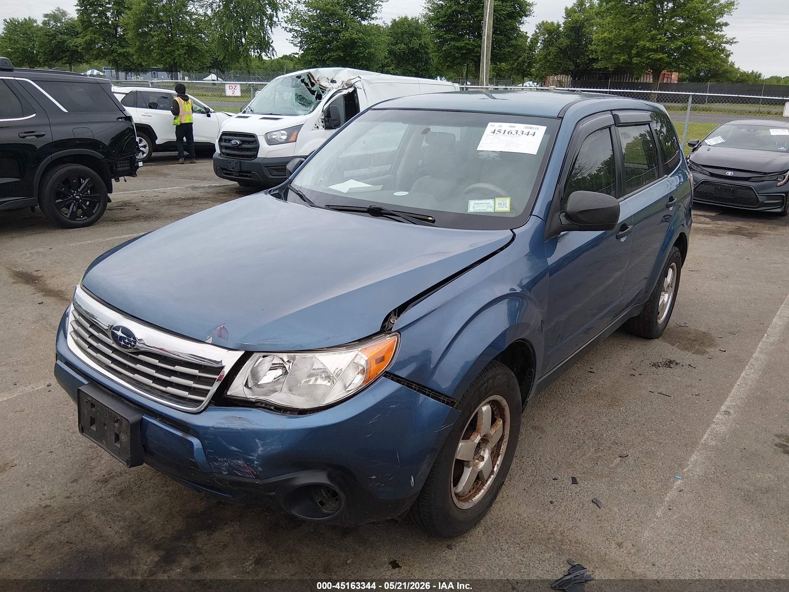 2010 Subaru Forester 2.5x Blue vin: JF2SH6AC5AG709871