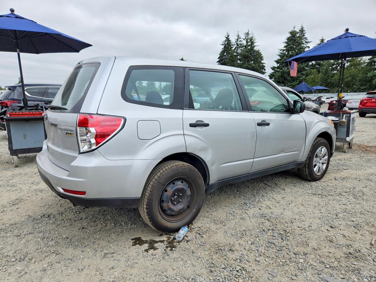 2010 Subaru Forester 2.5x Серебряный vin: JF2SH6AC5AH728589