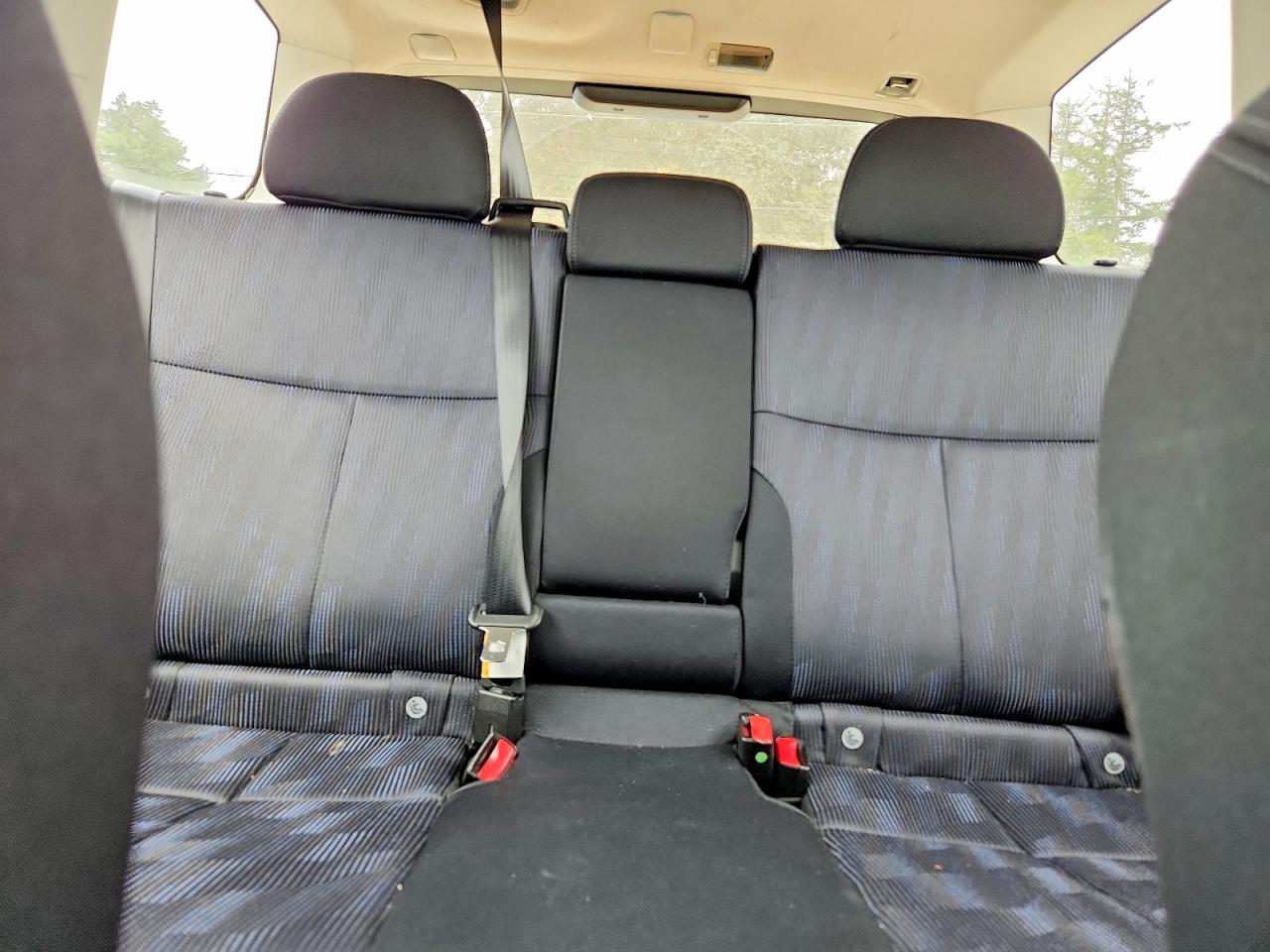 2010 Subaru Forester 2.5x Серебряный vin: JF2SH6AC5AH728589