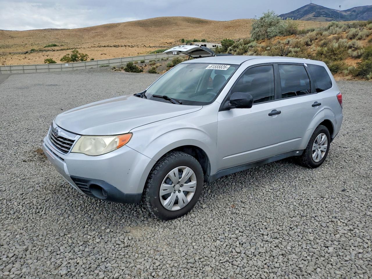 2010 Subaru Forester 2.5x Silver vin: JF2SH6AC6AH700168