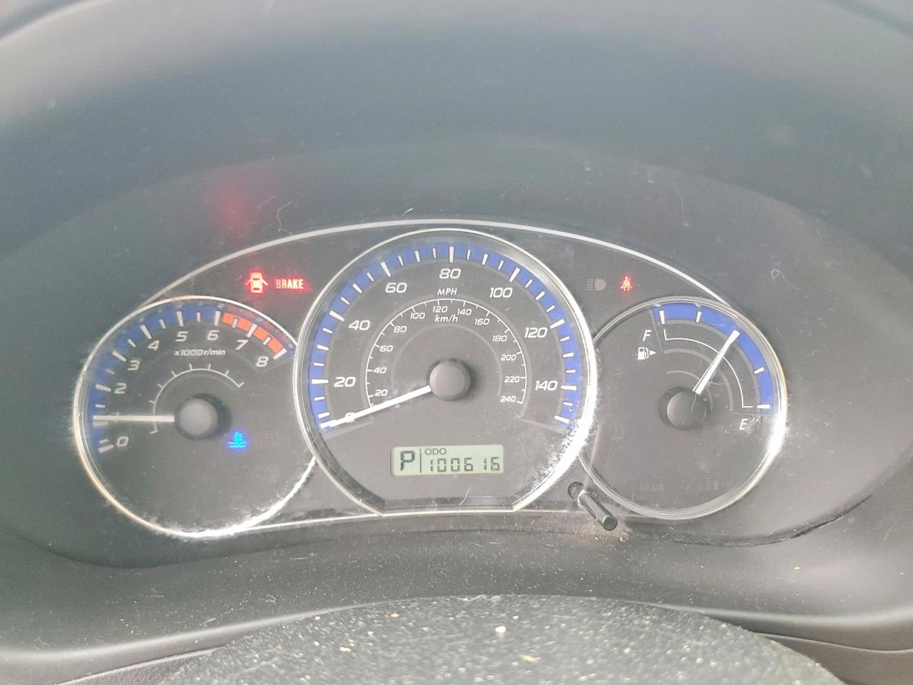 2010 Subaru Forester 2.5x Silver vin: JF2SH6AC6AH700168