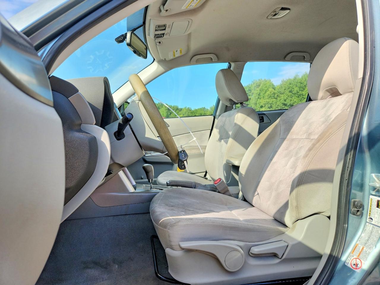2010 Subaru Forester 2.5x Green vin: JF2SH6AC6AH706097