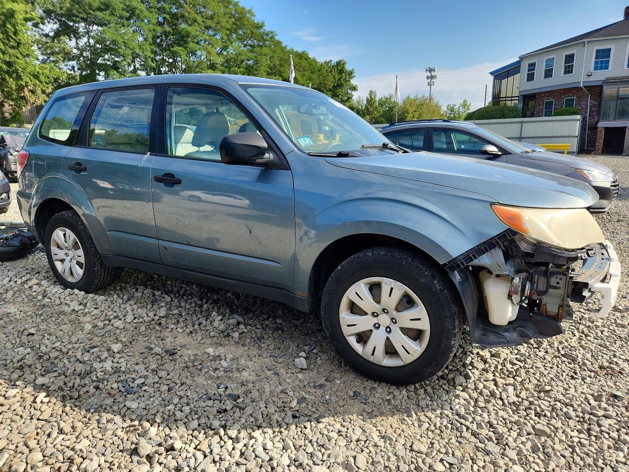 2010 Subaru Forester 2.5x Green vin: JF2SH6AC6AH706097