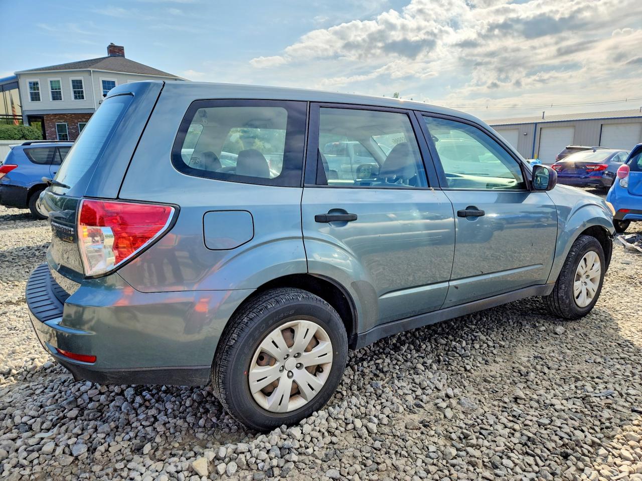 2010 Subaru Forester 2.5x Green vin: JF2SH6AC6AH706097